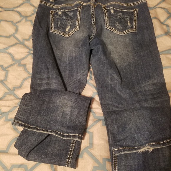 Jeans - Picture 3 of 4